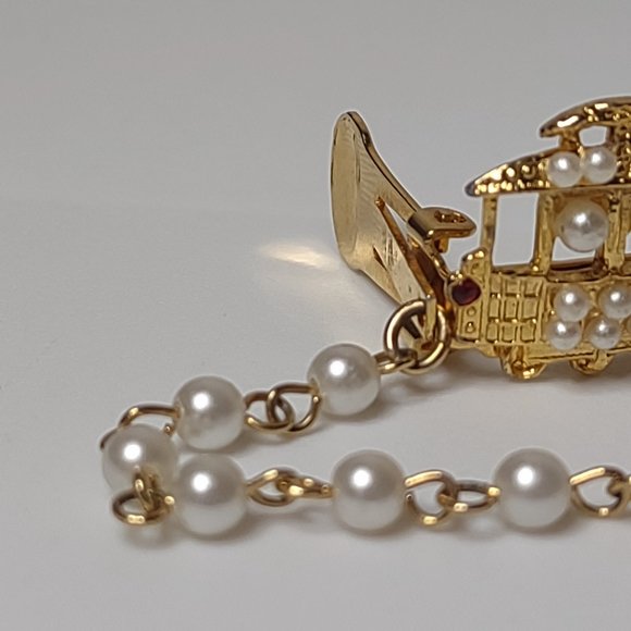 Faux Pearl Trolley Car Cardigan Sweater Clip - Picture 7 of 14